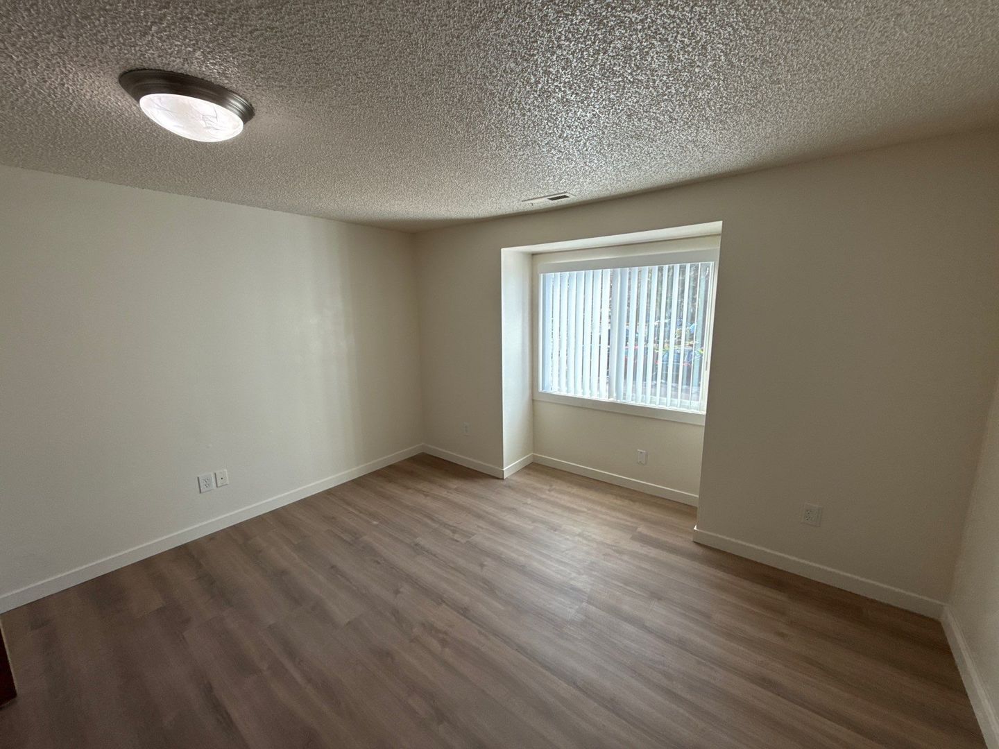 NW Salem 1 Bed, 1 Bath, 2nd Floor Apartment, AVAILABLE NOW! property image