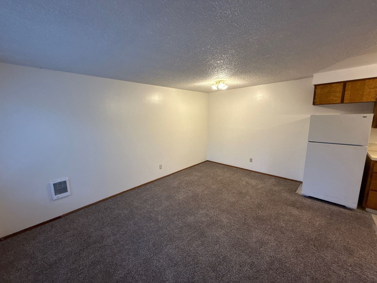 $895 First 3 Months, NE Keizer 1 Bed, 1 Bath, 1st Floor Apartment, Washer & Dryer in Unit, AVAILABLE NOW! property image