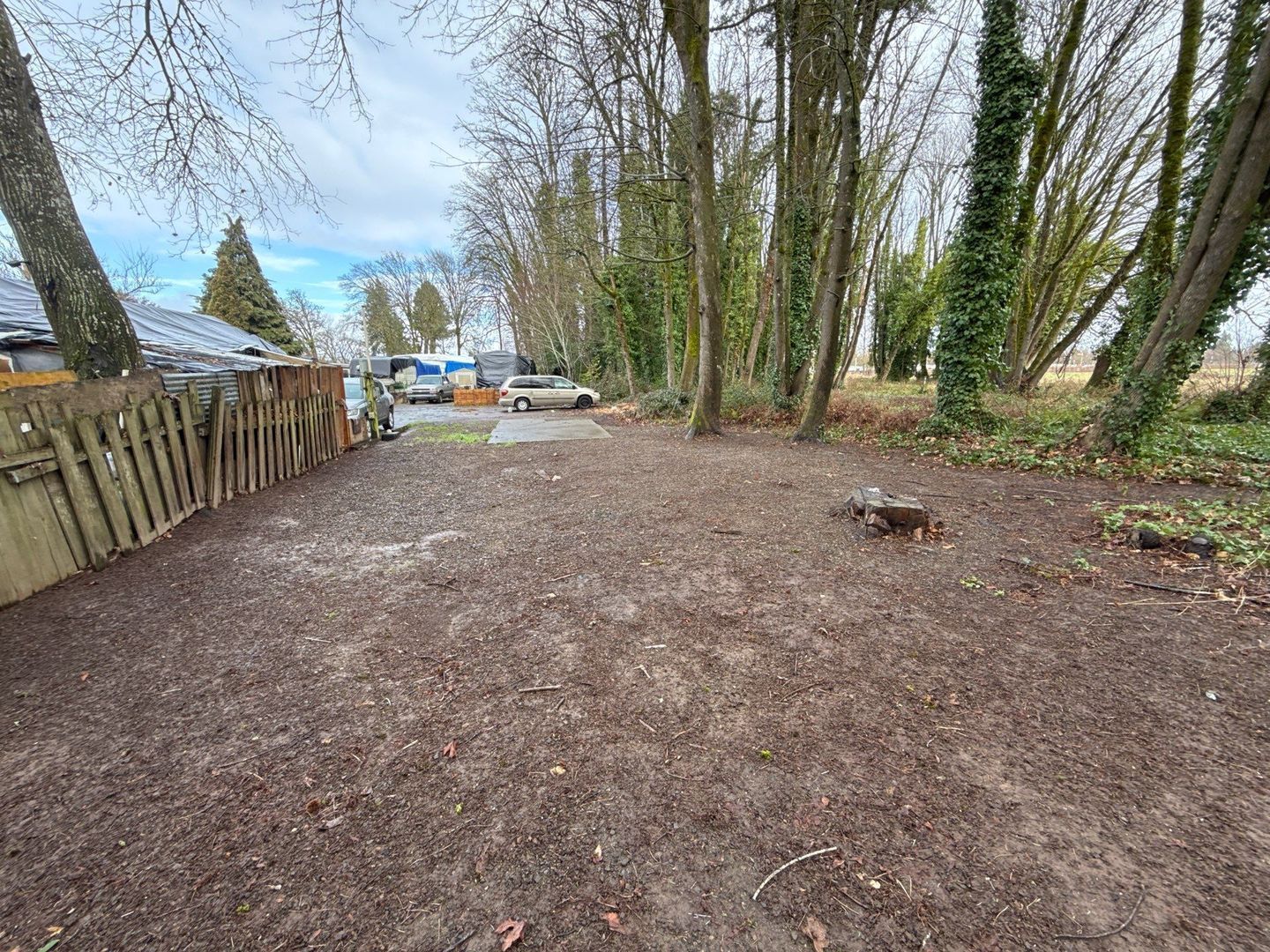 NE Salem RV/5th Wheel Space For Rent! W/S/G Included AVAILABLE NOW! property image