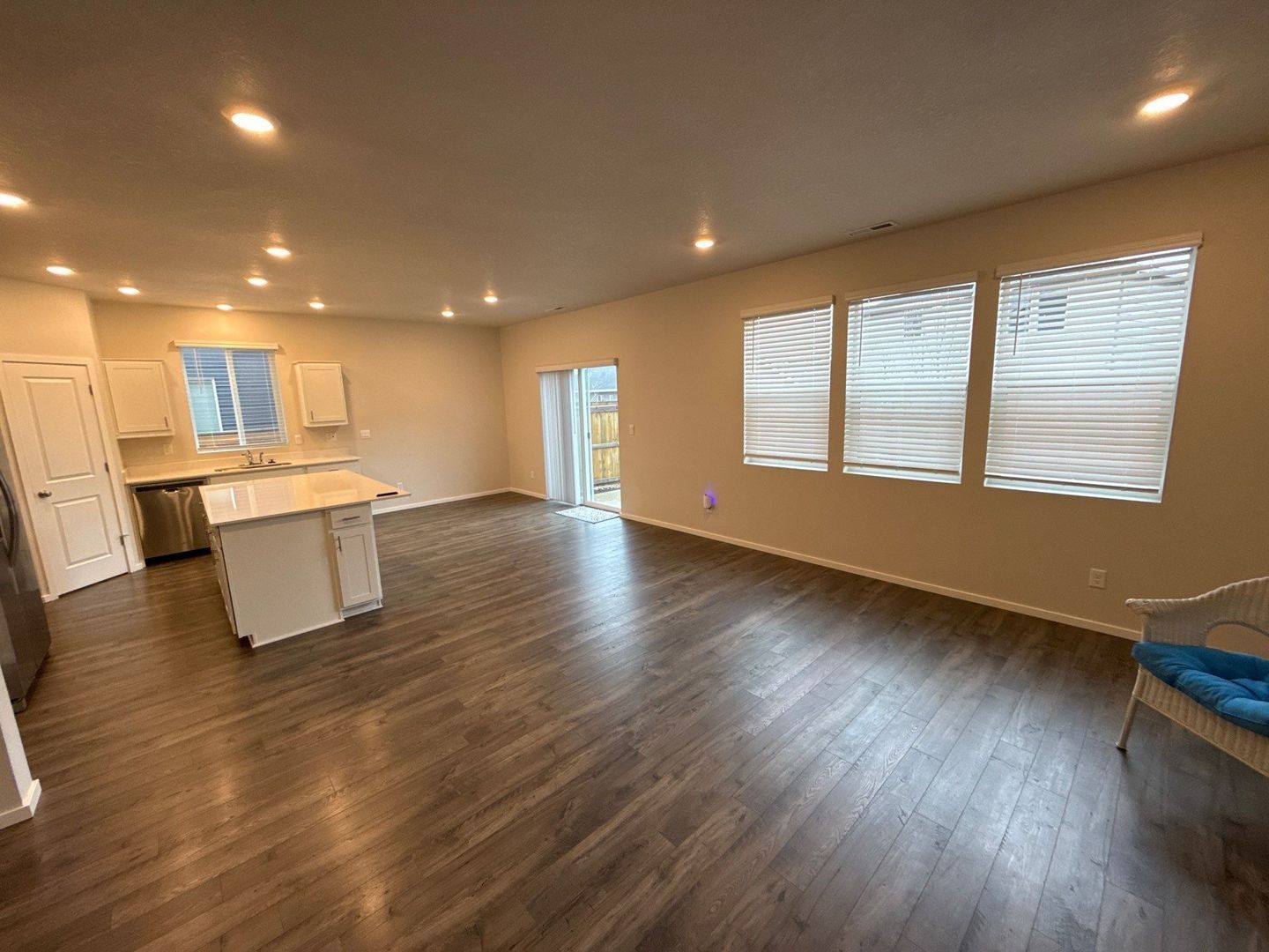 NE. Salem 4 Bed + Bonus Room, 2.5 Bath Single Family Home, AVAILABLE NOW! property image