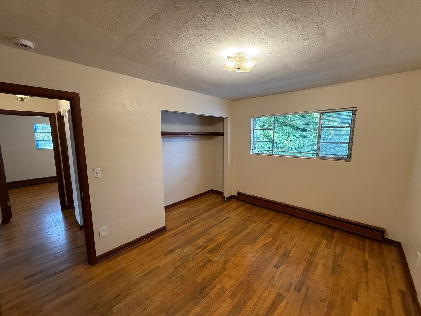 First 2 Months Just $500 Per/Month – NE Salem 2 Bed, 1 Bath, 2nd Floor Apartment, COMING SOON! property image