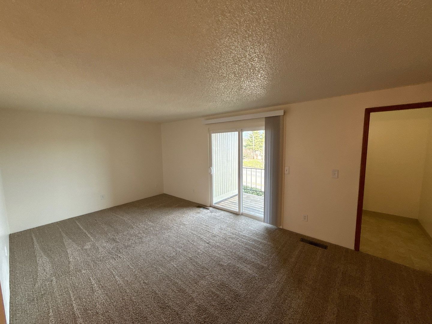 $1,125 First 3 Months, NW Salem 1 Bed, 1 Bath, 1st Floor Apartment, W/S/G Paid, AVAILABLE NOW! property image