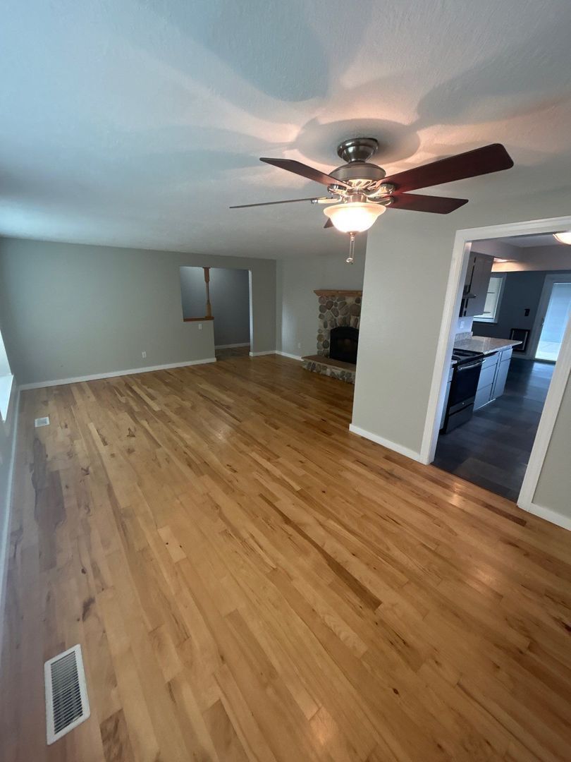 NE Salem 3 Bedroom, 2 Bath, Single Family Home, Big Backyard, AVAILABLE NOW! property image