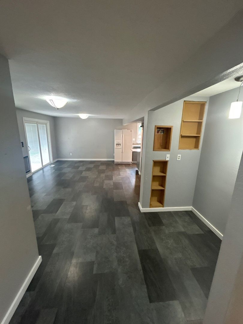 NE Salem 3 Bedroom, 2 Bath, Single Family Home, Big Backyard, AVAILABLE NOW! property image