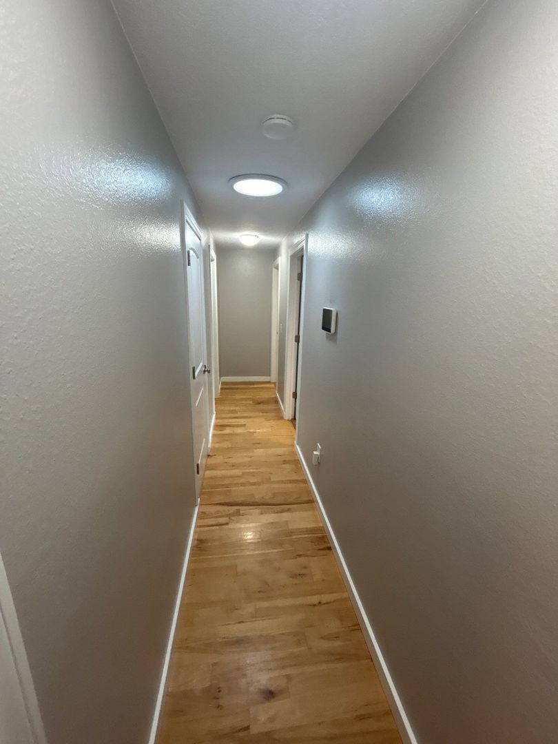 NE Salem 3 Bedroom, 2 Bath, Single Family Home, Big Backyard, AVAILABLE NOW! property image