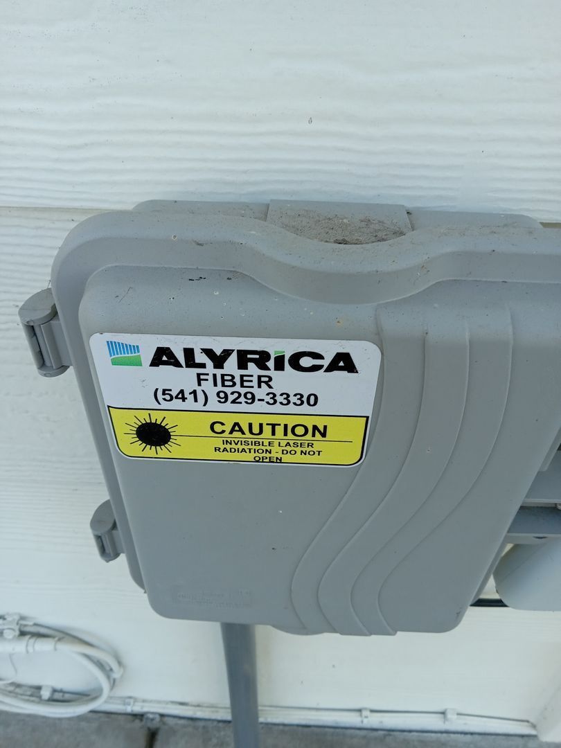 Beautiful Halsey 2 Bed, 1 Bath, DUPLEX, BIG BACK YARD, AVAILABLE NOW! property image