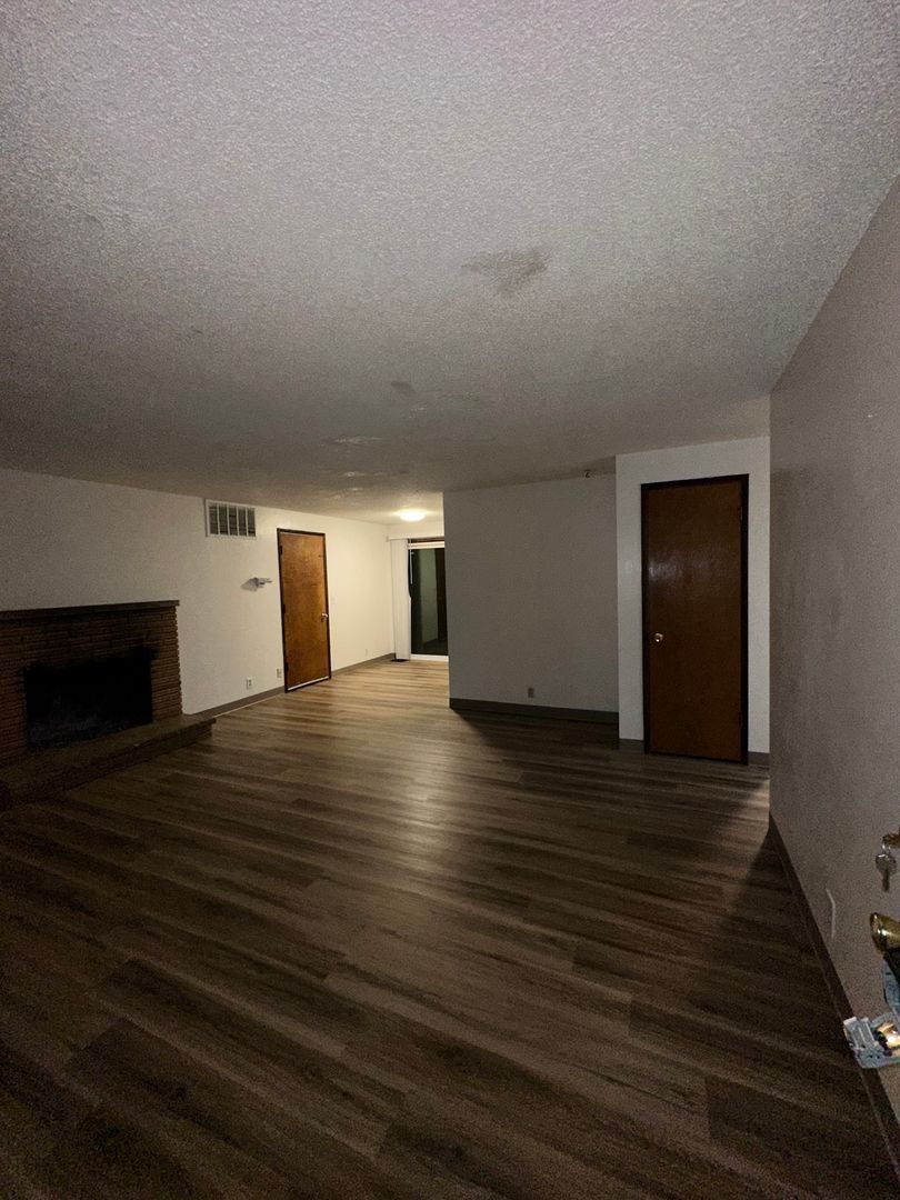 Eugene 3 Bed, 1 Bath, Single Family Home Pet Friendly, Fully Fenced Backyard, AVAILABLE NOW! property image