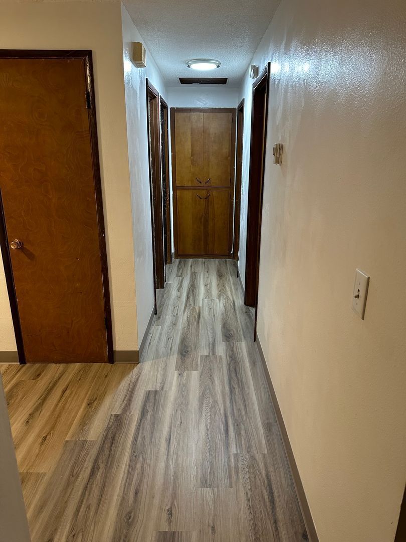 Eugene 3 Bed, 1 Bath, Single Family Home Pet Friendly, Fully Fenced Backyard, AVAILABLE NOW! property image