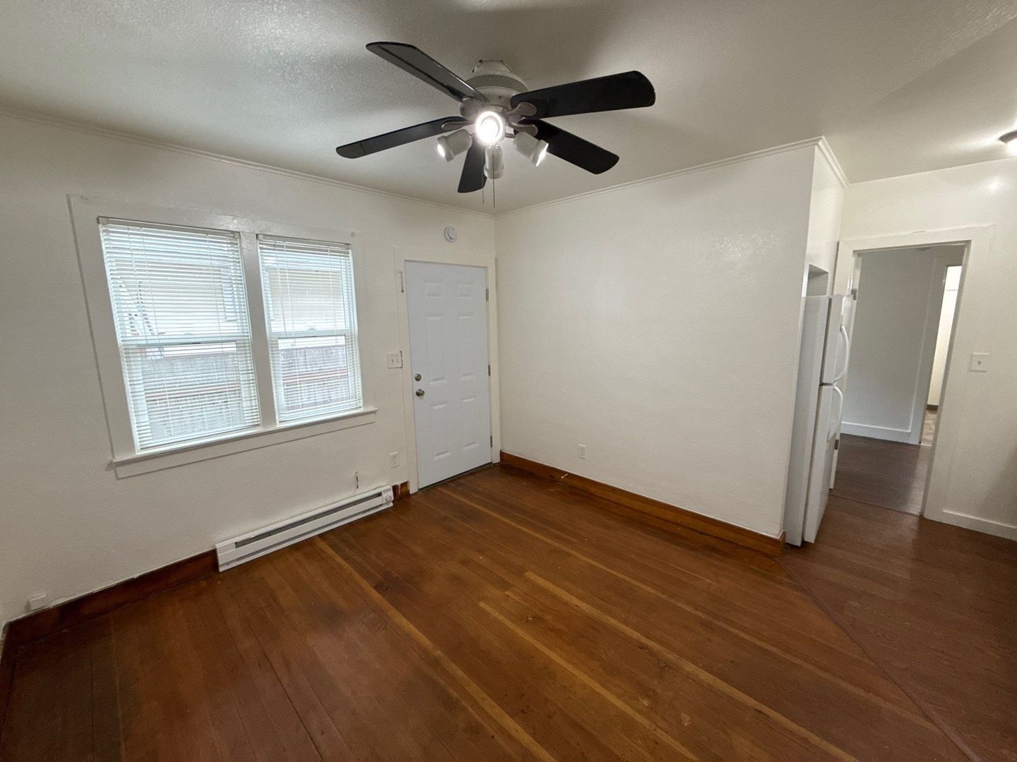 $895 First 3 Months, NE Salem 1 Bed, 1 Bath, Apartment, Close to Downtown, AVAILABLE NOW! property image