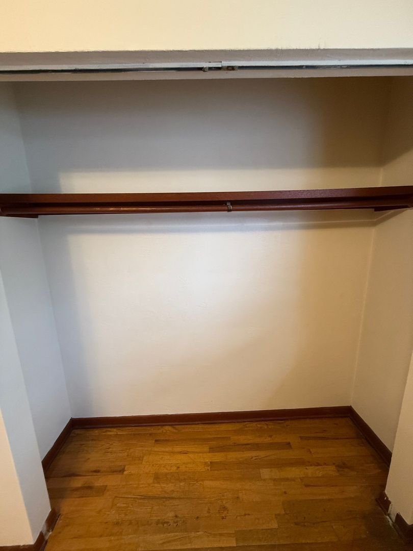 First 2 Months Just $500 Per/Month – NE Salem 2 Bed, 1 Bath, 2nd Floor Apartment, AVAILABLE NOW! property image