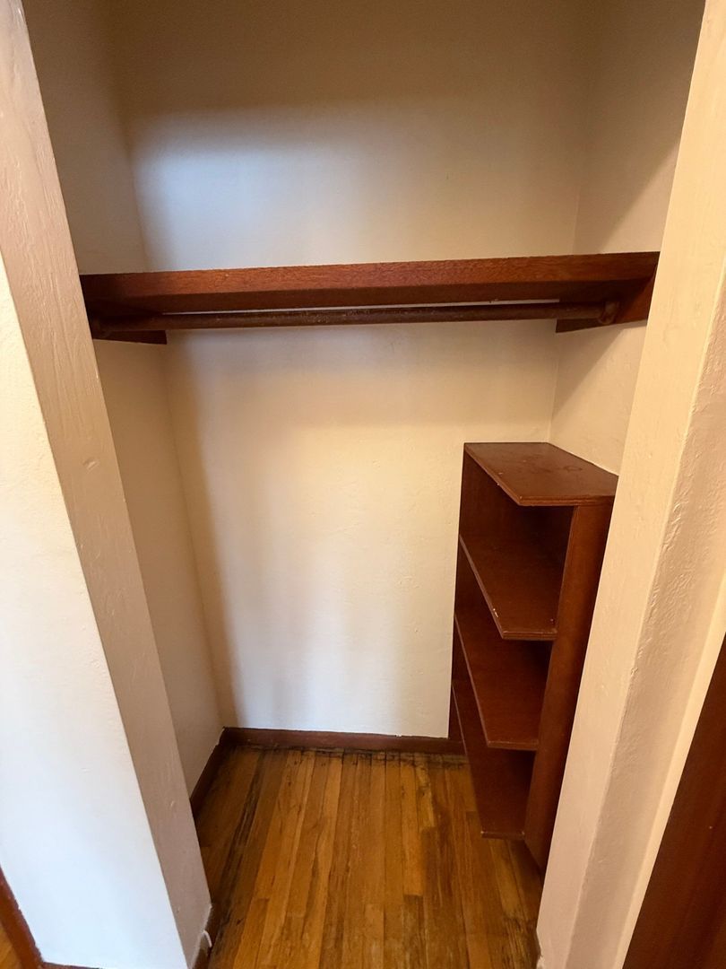 First 2 Months Just $500 Per/Month – NE Salem 2 Bed, 1 Bath, 2nd Floor Apartment, AVAILABLE NOW! property image