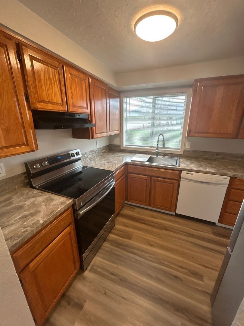 Salem, 3 Bed , 2.5 Bath , 2 Story Duplex, COMING SOON! property image