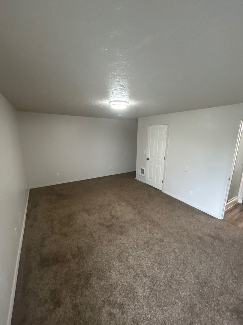 Salem, 3 Bed , 2.5 Bath , 2 Story Duplex, COMING SOON! property image