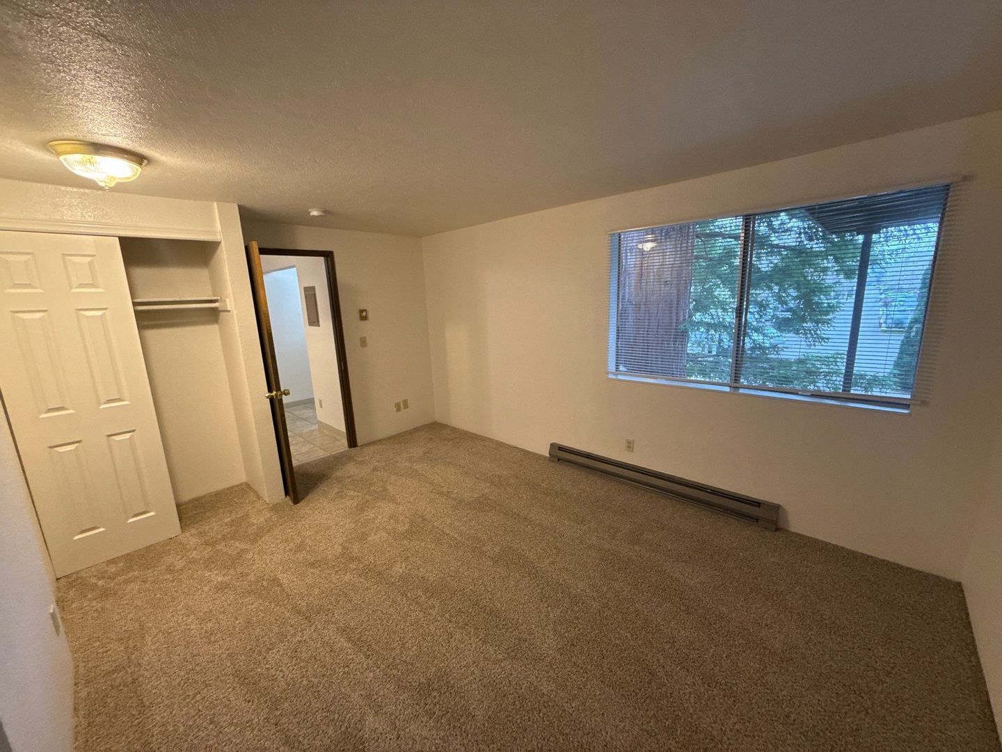 NW Corvallis 2 Bed, 1 Bath, 2nd Floor, AVAILABLE NOW! property image