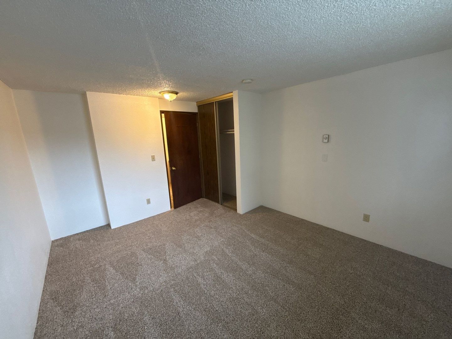 NW Corvallis 2 Bed, 1 Bath, 2nd Floor, AVAILABLE NOW! property image