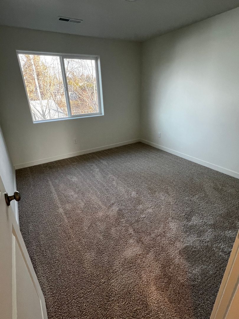 PRICE REDUCED - BRAND NEW - Beautiful 3 bed 2 1/2 bath Duplex. Available NOW! property image