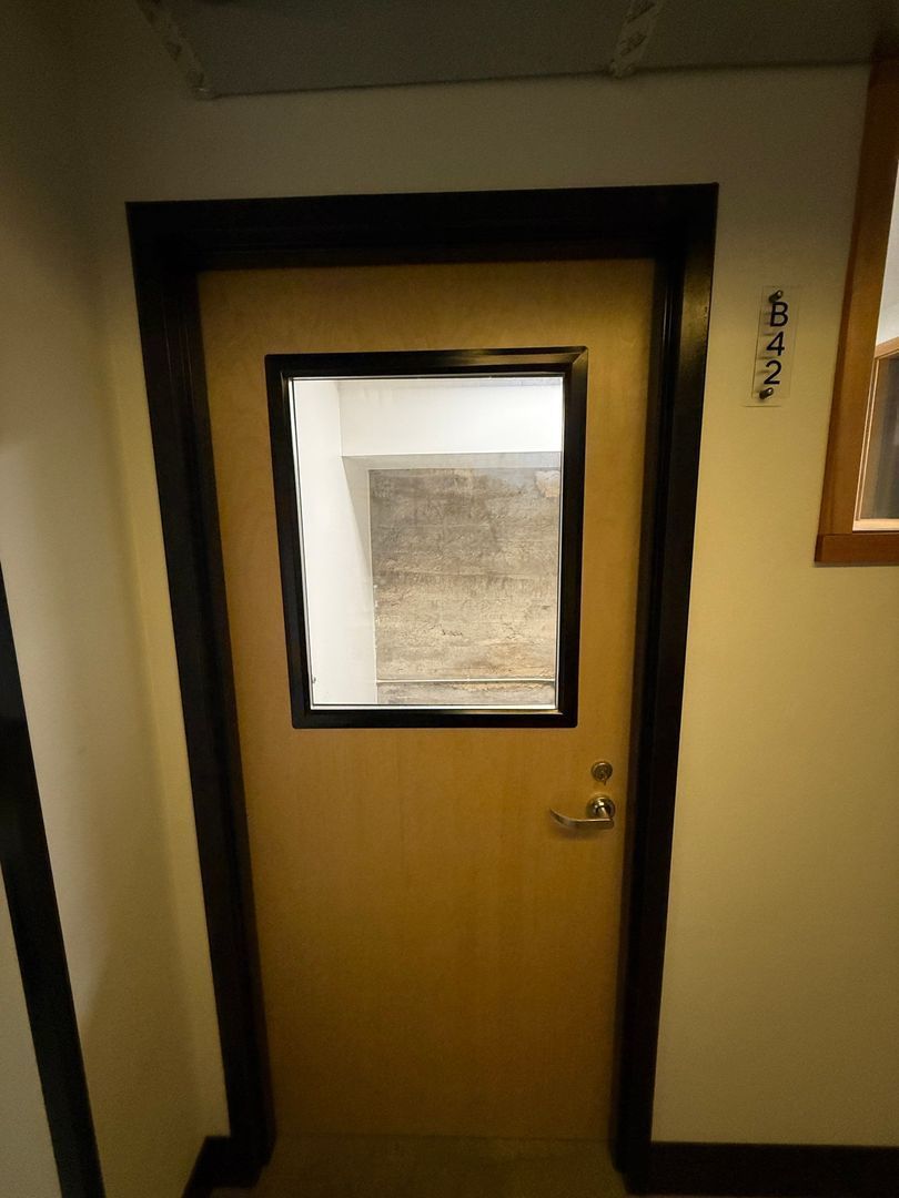 Office Space for Rent, Basement Unit, Lease Terms Negotiable, AVAILABLE NOW! property image