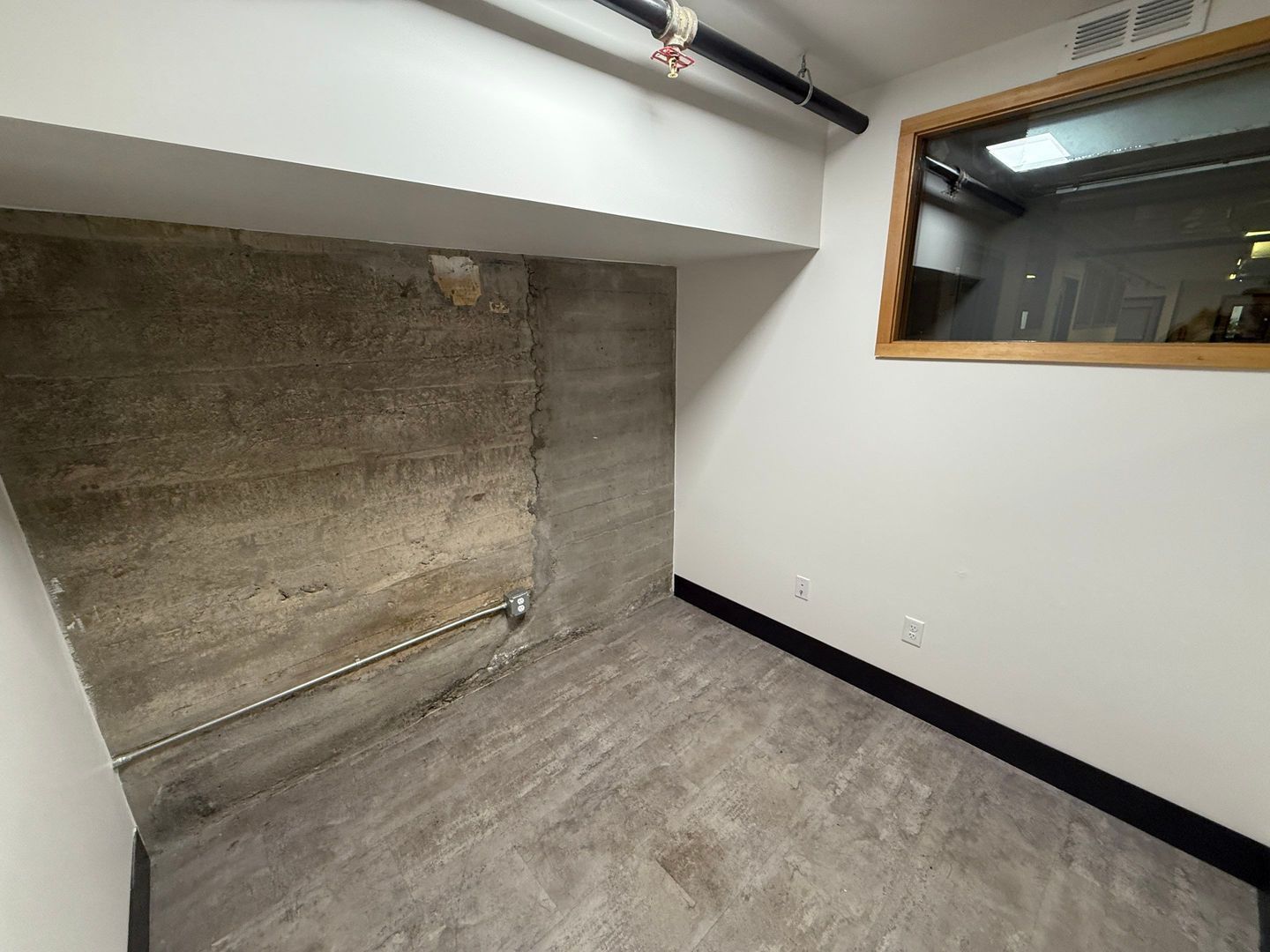 Office Space for Rent, Basement Unit, Lease Terms Negotiable, AVAILABLE NOW! property image