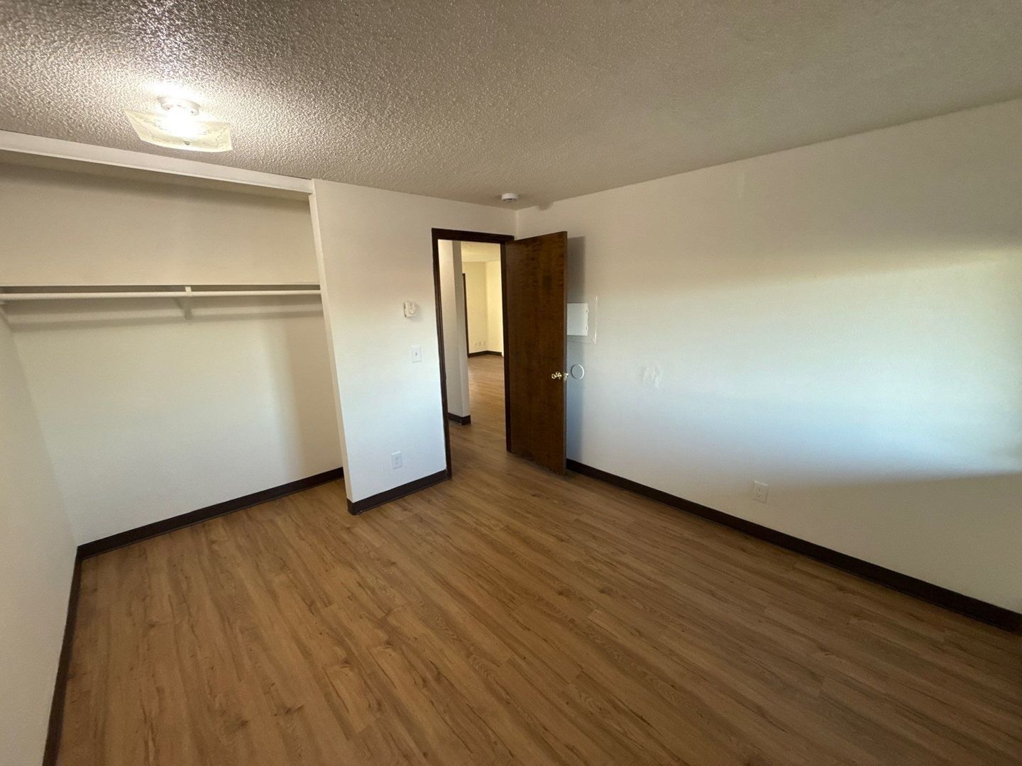 $1095 First 3 Months, SE Salem 2 Bed 1 Bath, 2nd Floor Apartment, Pet's are Welcome | AVAILABLE NOW! property image