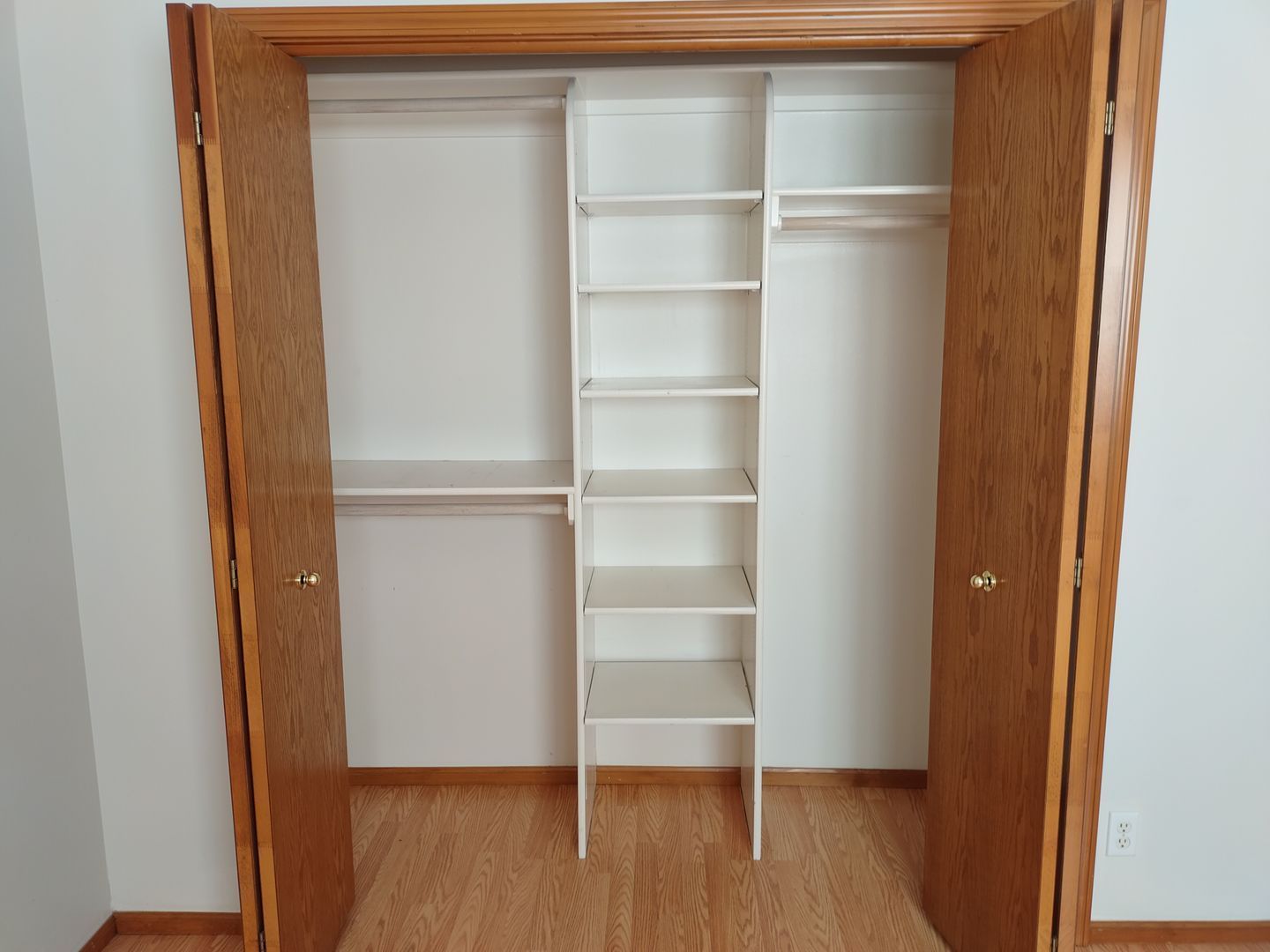 Eugene 2 Bedroom 1 Bath Duplex Available NOW! property image