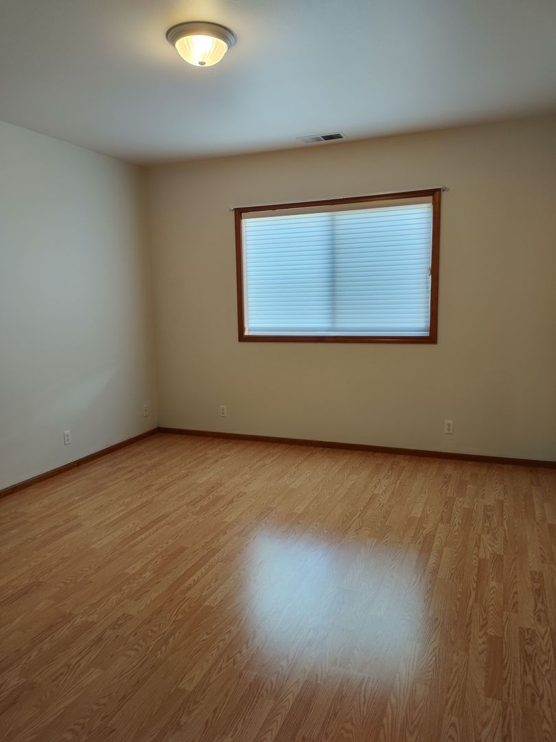 Eugene 2 Bedroom 1 Bath Duplex Available NOW! property image