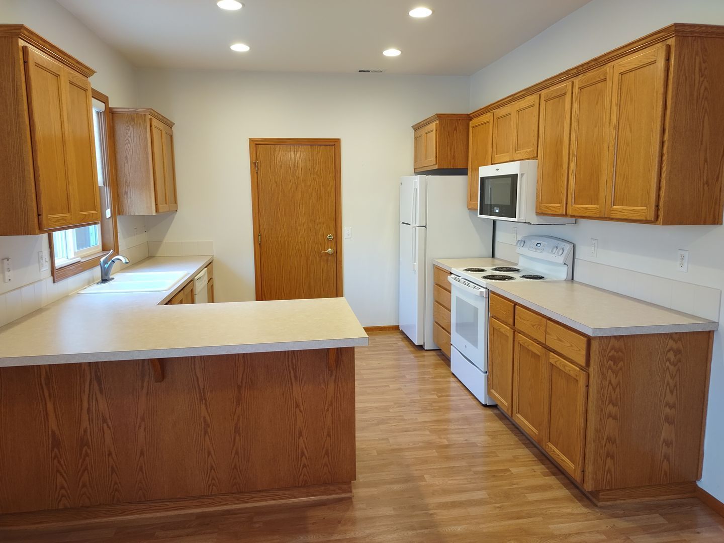 Eugene 2 Bedroom 1 Bath Duplex Available NOW! property image