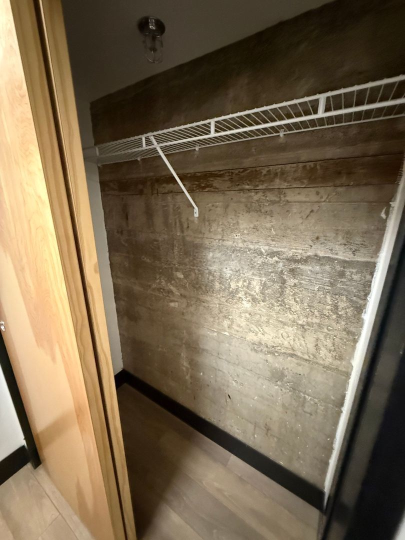 $1,245 First 3 Months, Downtown Salem, Studio 1 Bath, CONDO, w/Washer & Dryer in Unit, CALL TO SCHEDULE A VIEWING, AVAILABLE NOW! property image