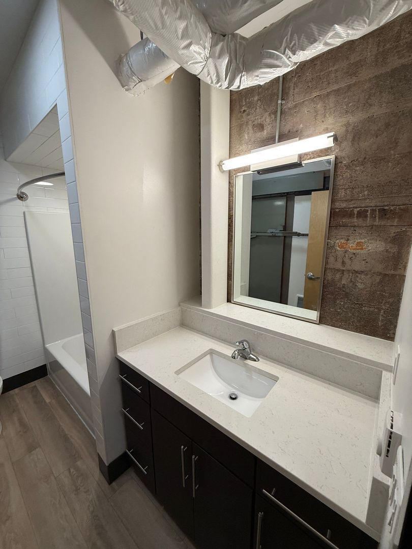 $1,245 First 3 Months, Downtown Salem, Studio 1 Bath, CONDO, w/Washer & Dryer in Unit, CALL TO SCHEDULE A VIEWING, AVAILABLE NOW! property image