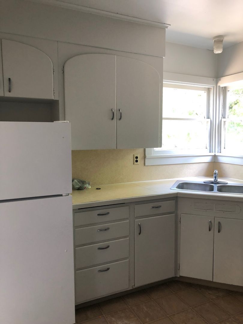 Eugene 4 Bed, 1 Bath, Single Family Home, Available NOW! property image