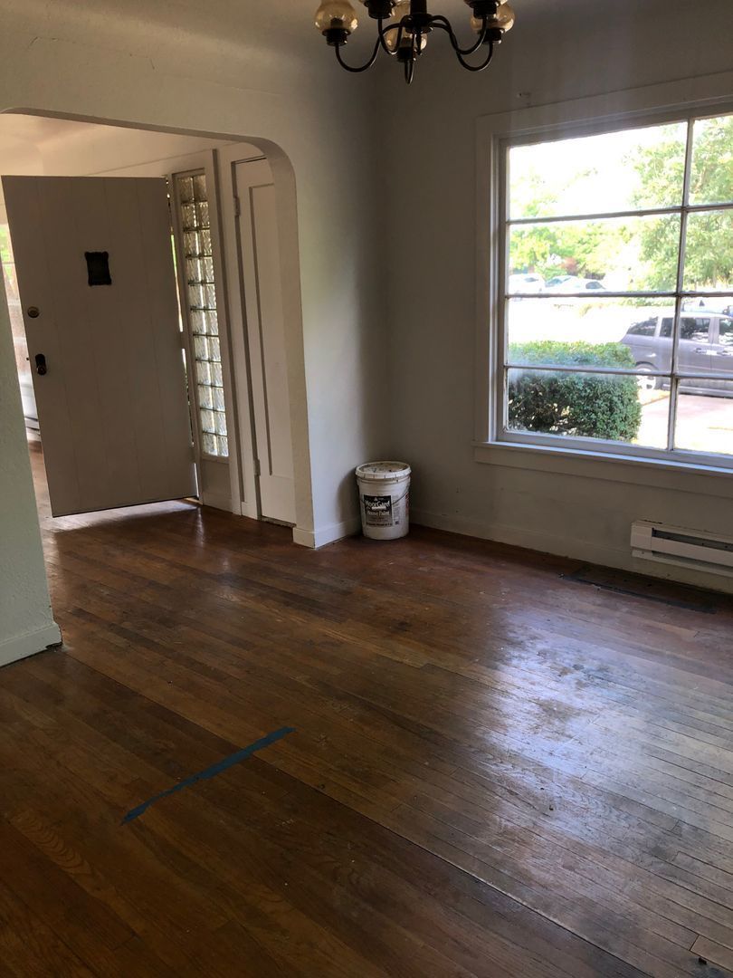 Eugene 4 Bed, 1 Bath, Single Family Home, Available NOW! property image