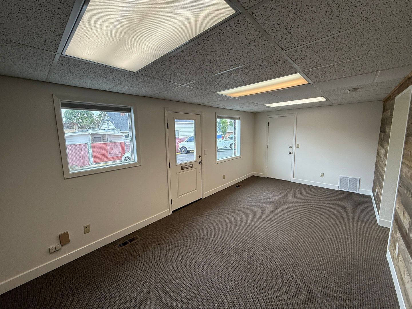 Office Space for Rent, Lease Terms Negotiable, AVAILABLE NOW! property image