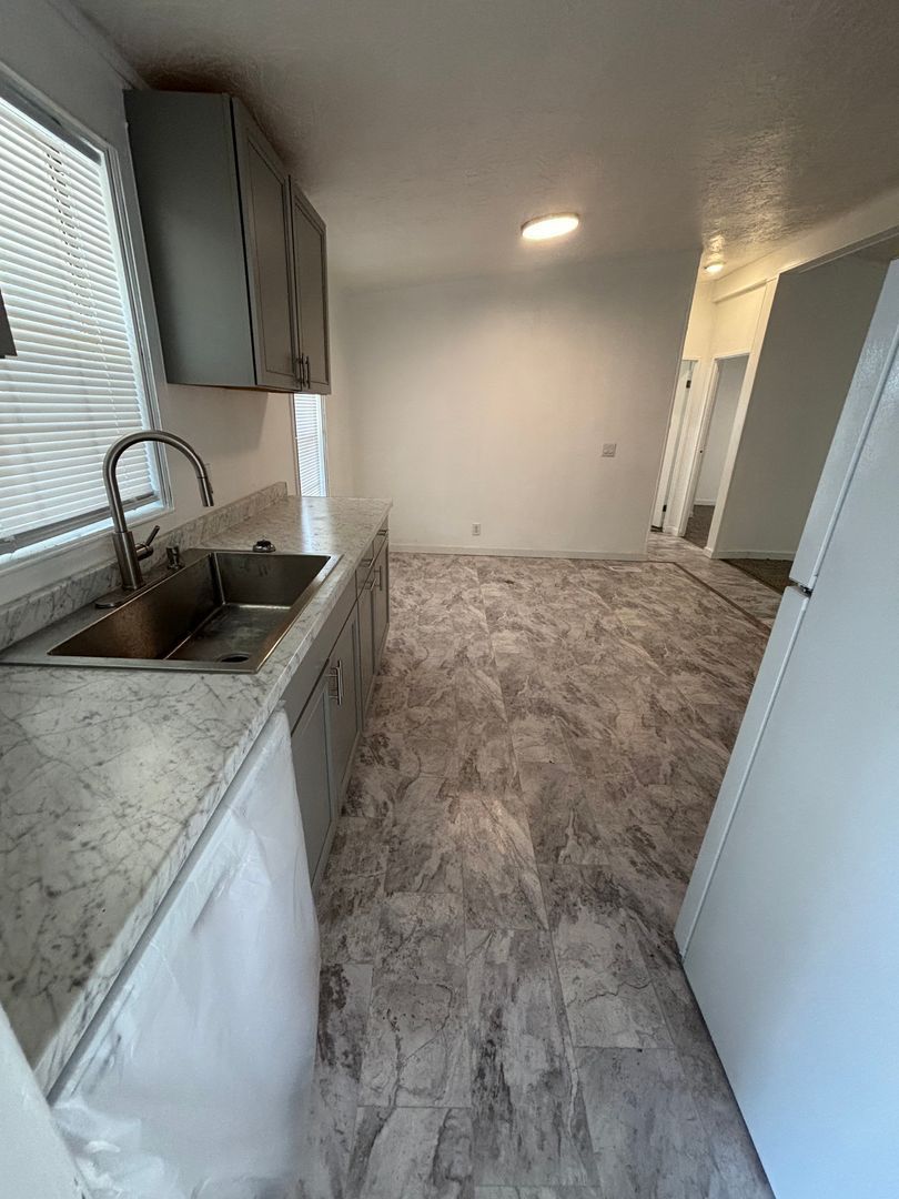 Fully upgraded and remodeled. AVAILABLE NOW! property image