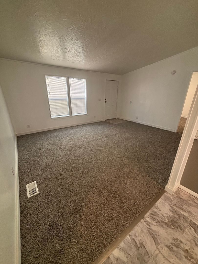 Fully upgraded and remodeled. AVAILABLE NOW! property image