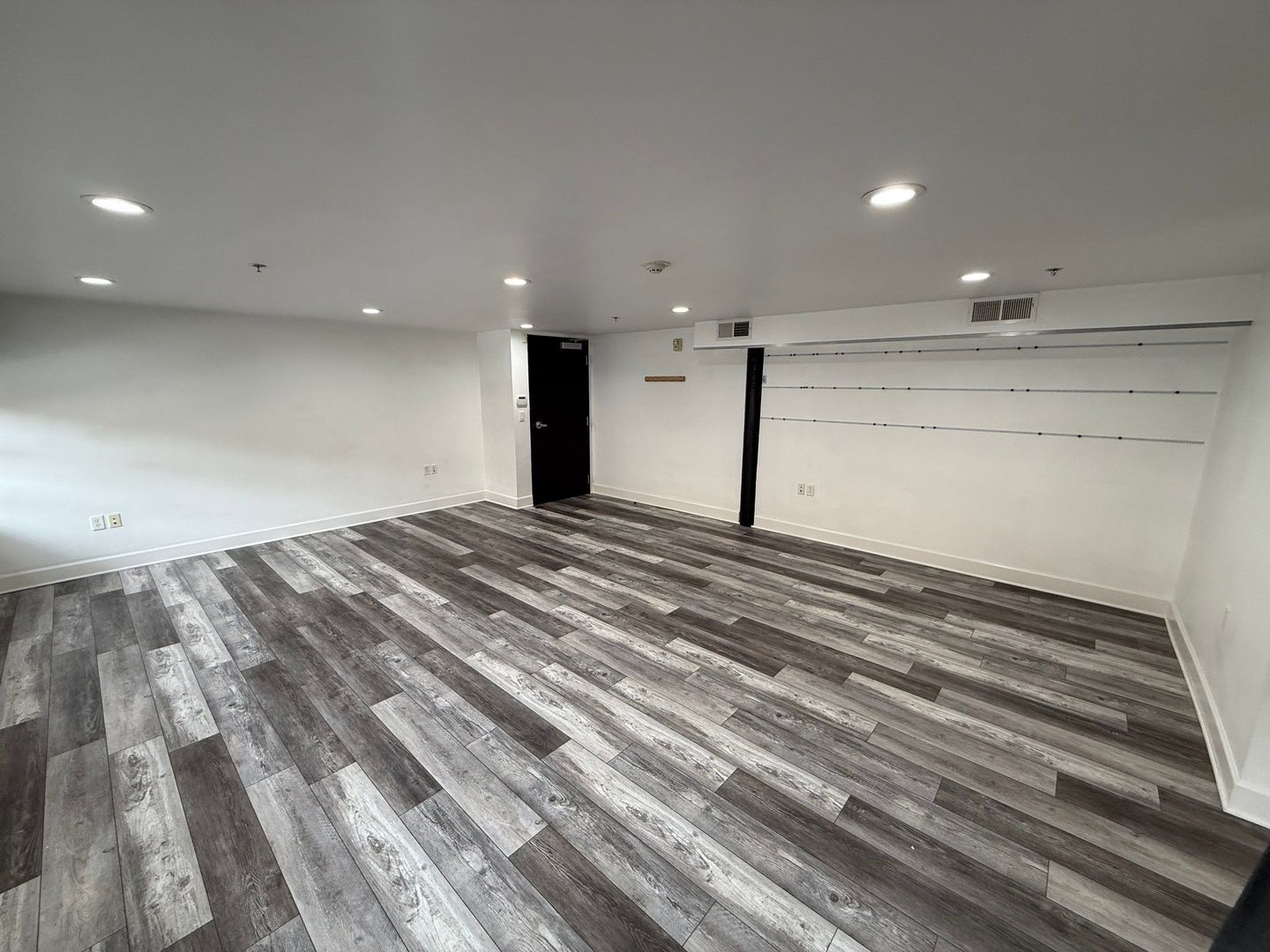 Office Space for Rent, Lease Terms Negotiable, Call to Schedule a VIEWING, AVAILABLE NOW! property image