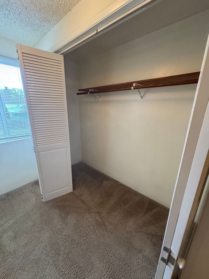 PRICE REDUCED Loft Style Apartment AVAILABLE NOW! property image