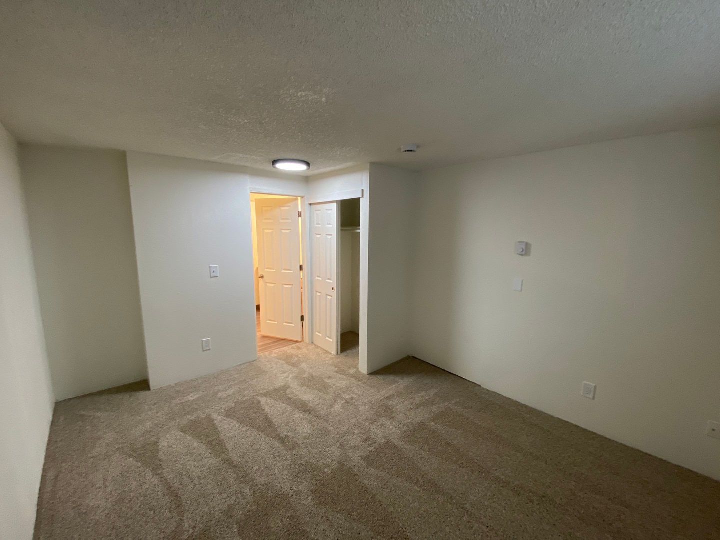 Corvallis 2 Bed, 1 Bath, 1st Floor Unit, $125 Flat Fee for ALL Utilities, COMING SOON! property image