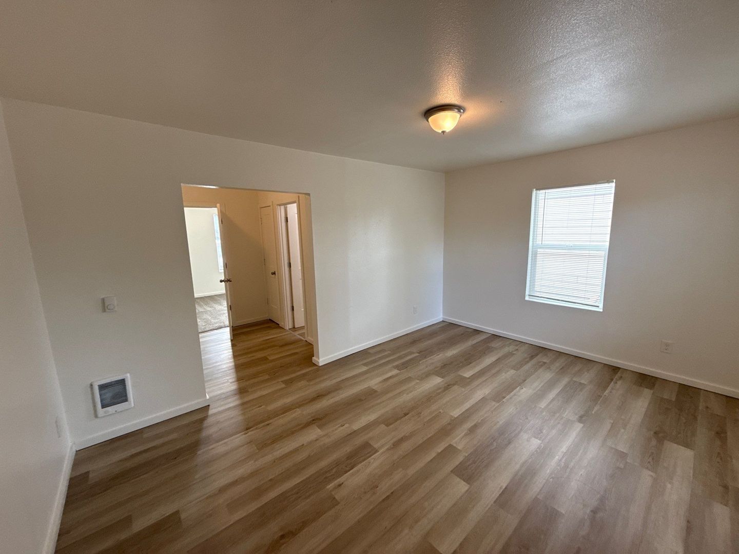 Cozy 3 Bed + Bonus Room, 1 Bath 2-Story Home in NE Salem | AVAILABLE NOW! property image