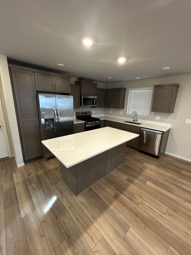 Spacious 4-Bed, 2.5-Bath 2-Story Home in Woodburn HOA Community — AVAILABLE NOW! property image