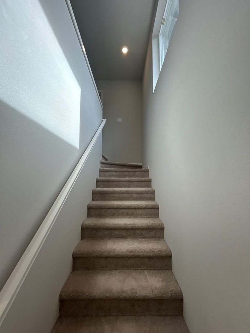 Spacious 4-Bed, 2.5-Bath 2-Story Home in Woodburn HOA Community — AVAILABLE NOW! property image