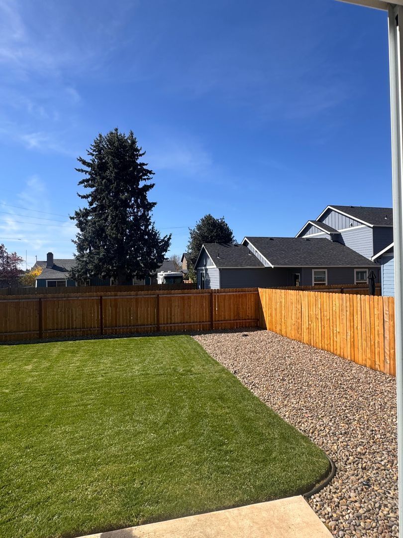 Eugene 3 Bed, 2.5 Bath, Single Family Home Pet Friendly, Fully Fenced Backyard, AVAILABLE NOW! property image