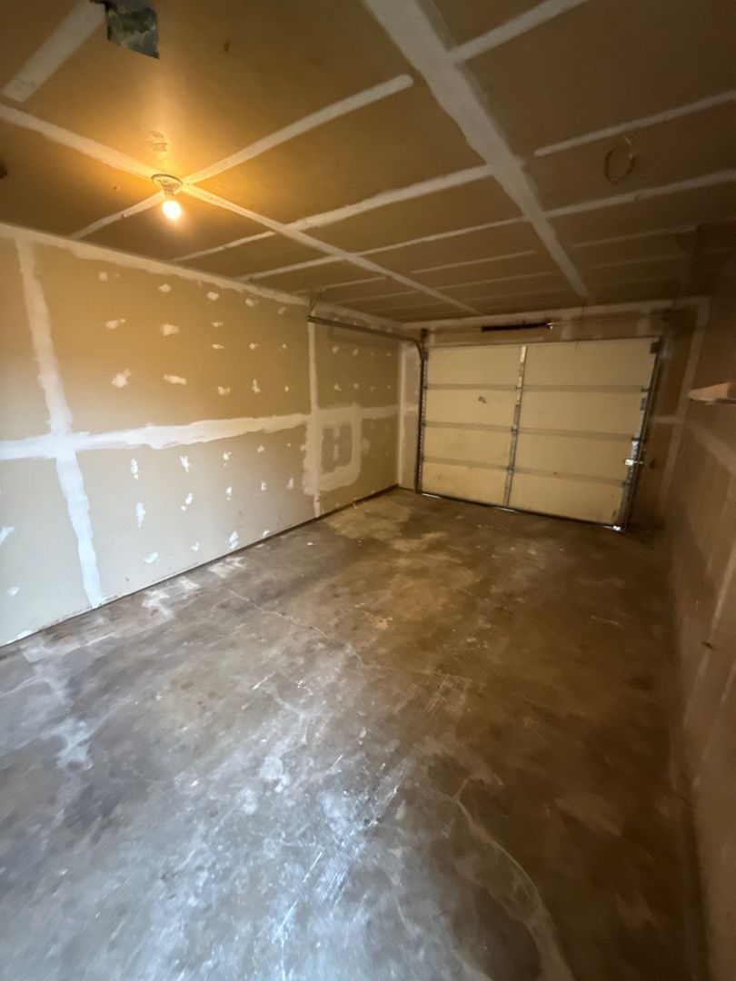 SE Salem Fully Remodeled 2 Bed, 1 Bath, Duplex, w/Washer & Dryer Hook-Ups, AVAILABLE NOW! property image