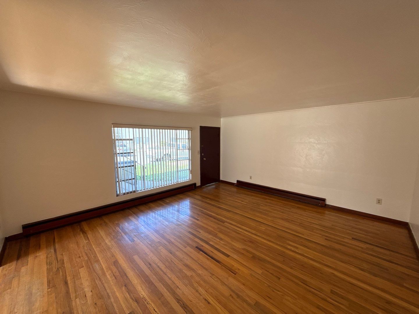 2nd & 3rd Month Only $500 – NE Salem 2 Bed, 1 Bath, 1st Floor Apartment, AVAILABLE NOW! property image