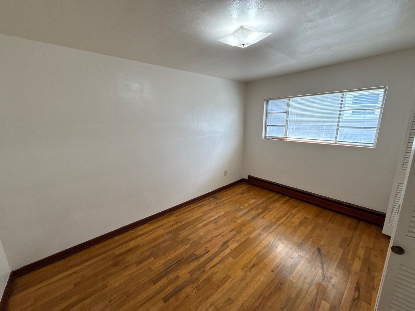 2nd & 3rd Month Only $500 – NE Salem 2 Bed, 1 Bath, 1st Floor Apartment, AVAILABLE NOW! property image