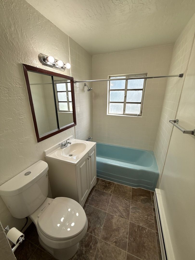 2nd & 3rd Month Only $500 – NE Salem 2 Bed, 1 Bath, 1st Floor Apartment, AVAILABLE NOW! property image