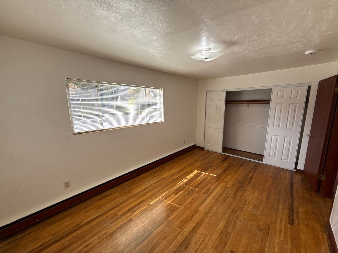 2nd & 3rd Month Only $500 – NE Salem 2 Bed, 1 Bath, 1st Floor Apartment, AVAILABLE NOW! property image