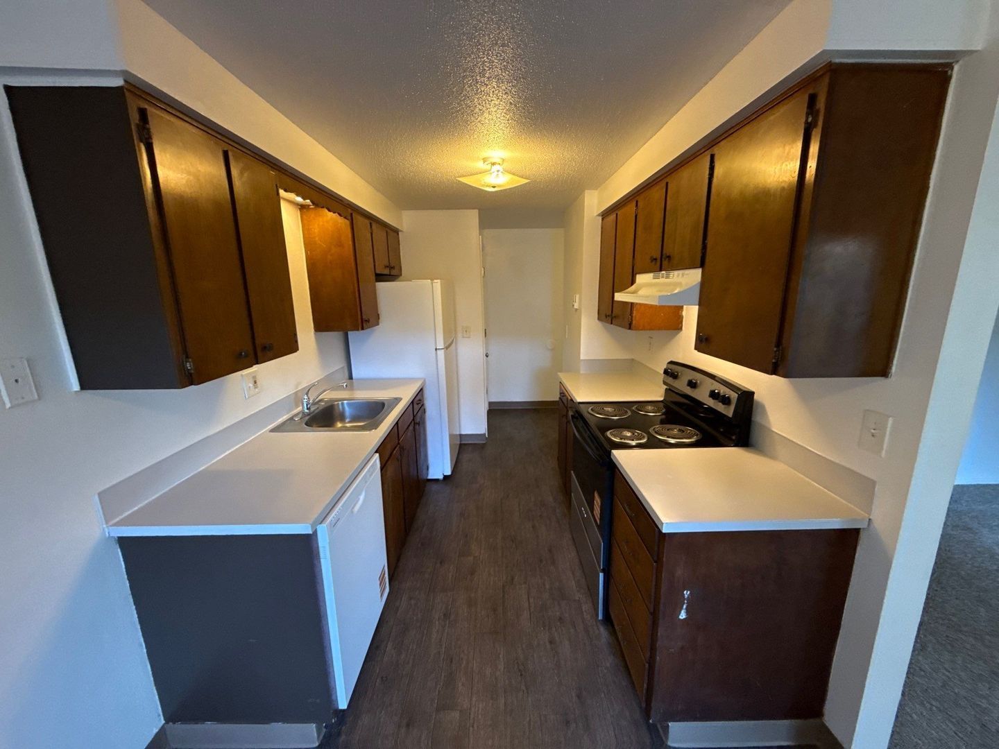 $1,095 First 3 Months, NE Salem, 2 Bed, 1 Bath, 2nd Floor Apartment, AVAILABLE NOW! property image