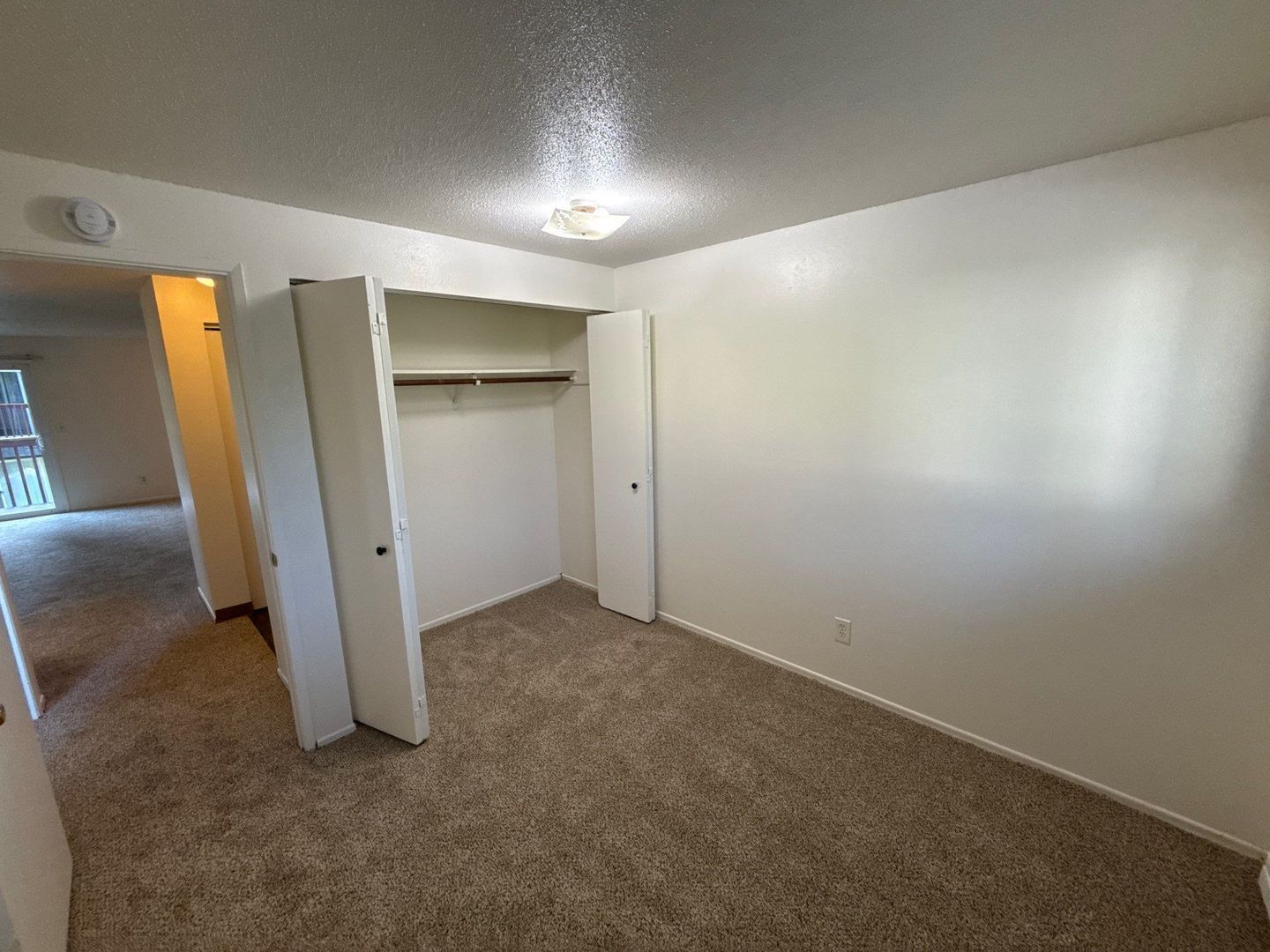 $1,095 First 3 Months, NE Salem, 2 Bed, 1 Bath, 2nd Floor Apartment, AVAILABLE NOW! property image
