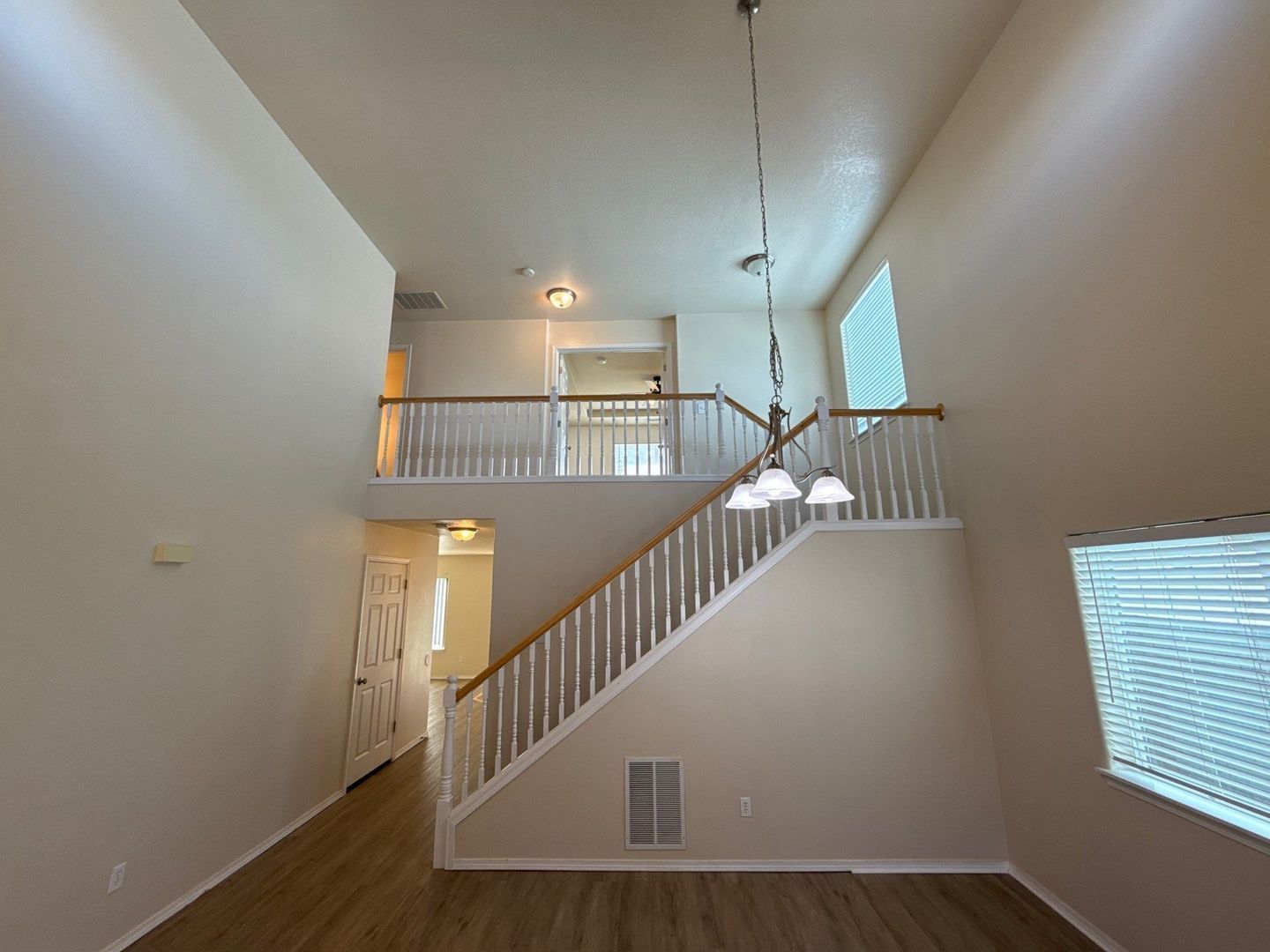 Albany 4 Bed, 2.5 Bath, Single Family Home, AVAILABLE NOW! property image