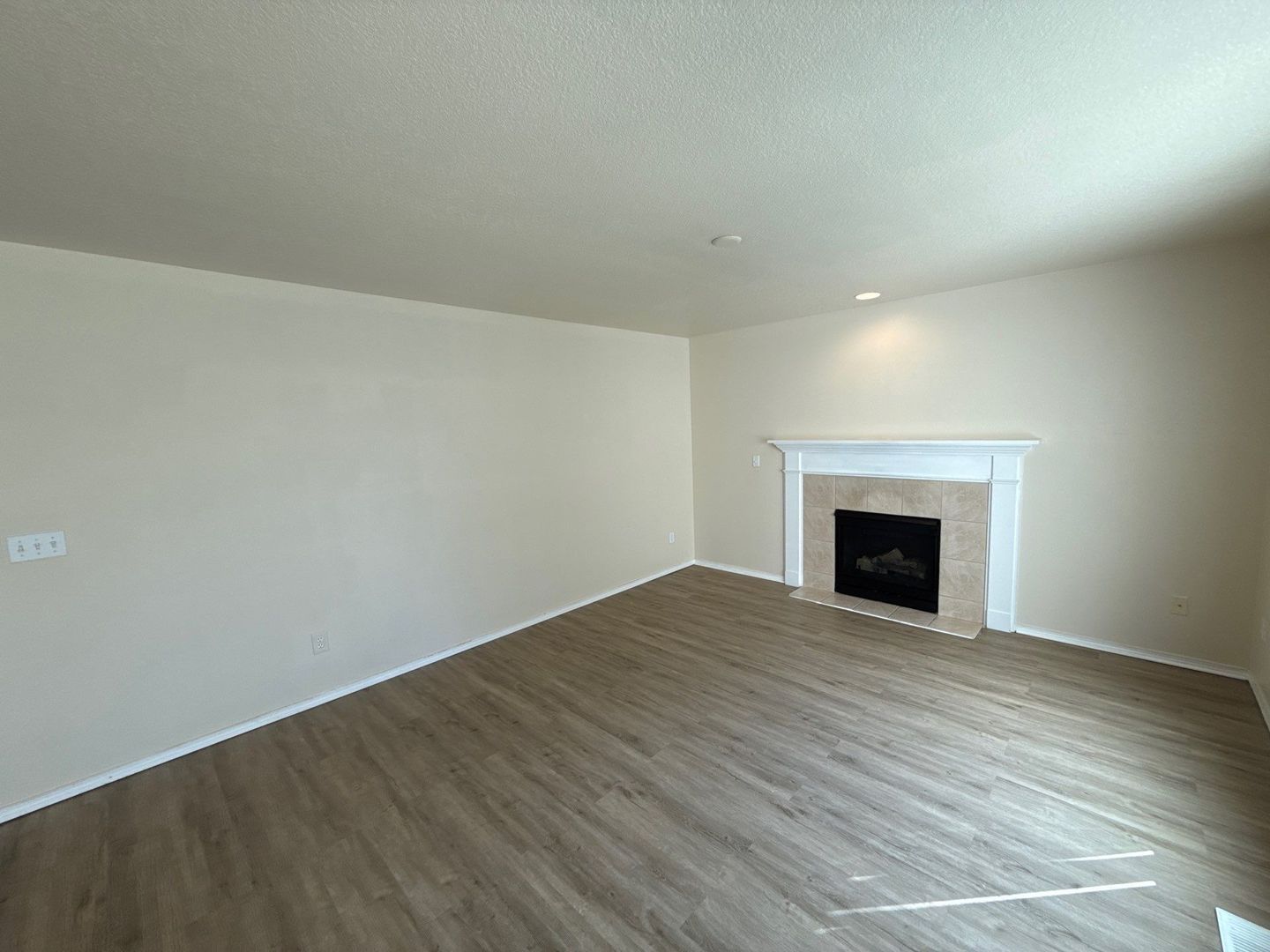 Albany 4 Bed, 2.5 Bath, Single Family Home, AVAILABLE NOW! property image