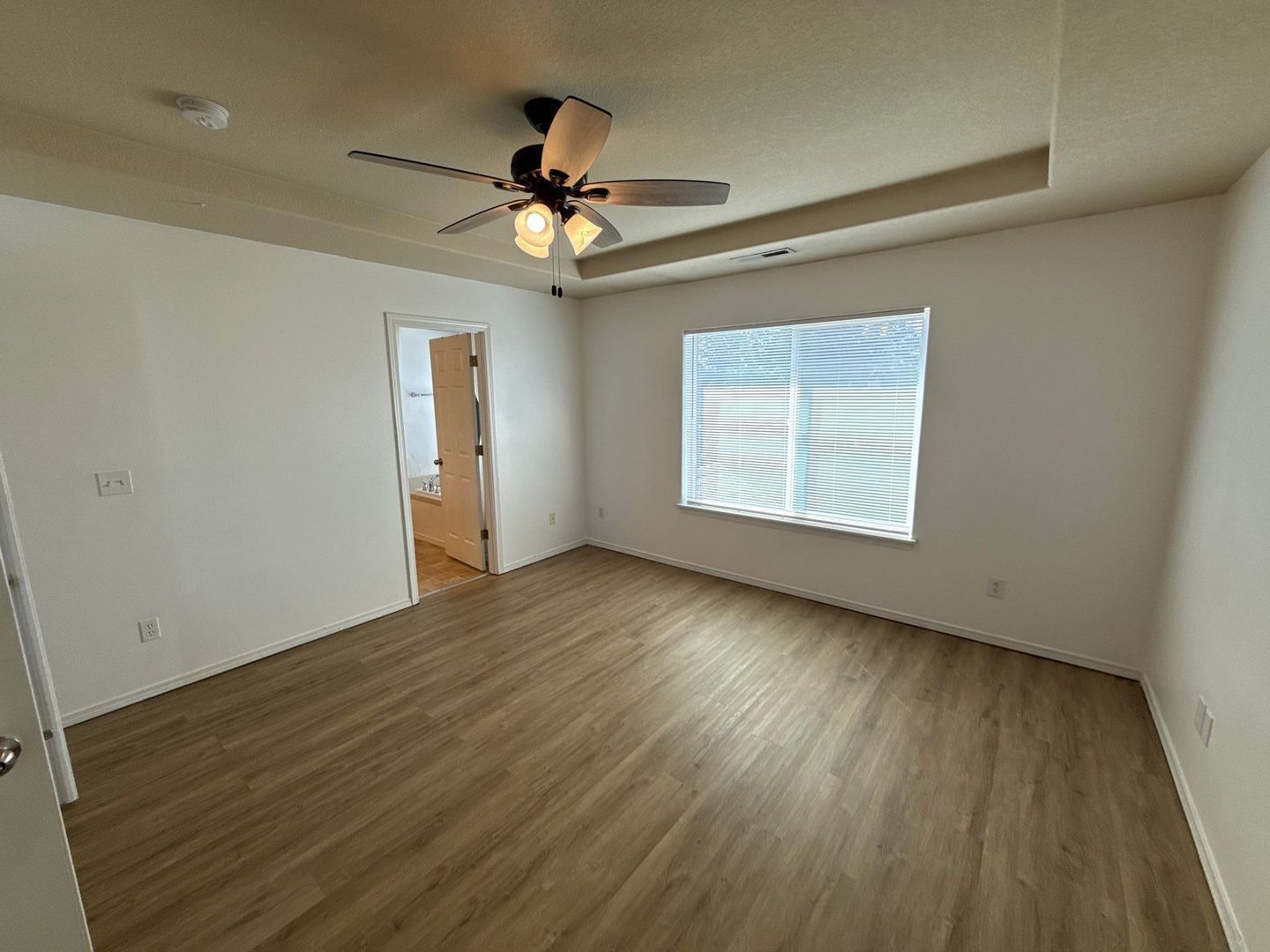 Albany 4 Bed, 2.5 Bath, Single Family Home, AVAILABLE NOW! property image